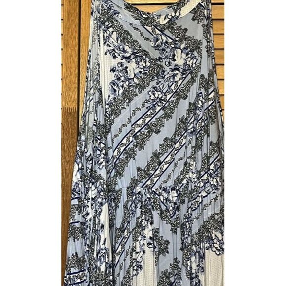 Torrid Halter Maxi Dress SZ 2(US 18-20/XXL) /CHARITY SALE - Picture 3 of 7